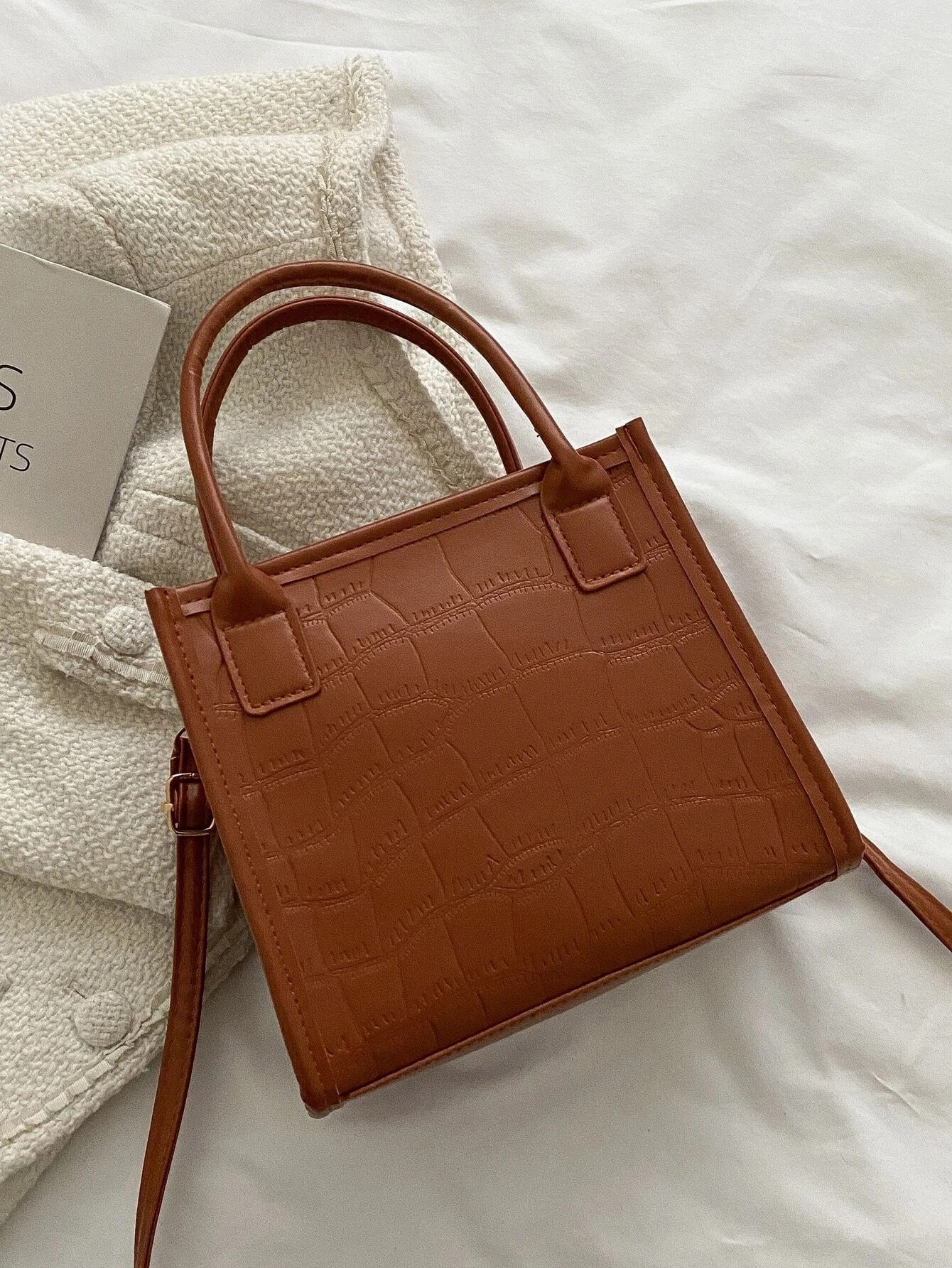 حقيبة ساتشيل بسحاب شنط وحقائب شنط بني