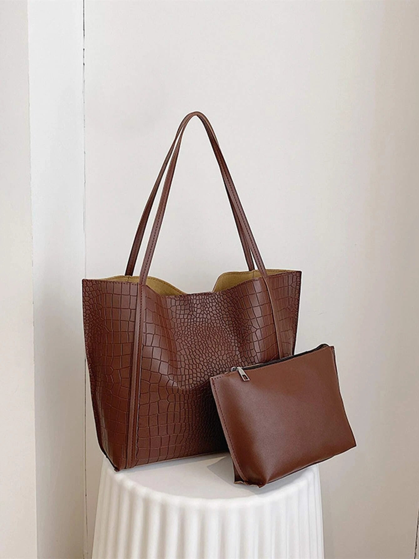 حقيبة جامعه بني شنط وحقائب شنط