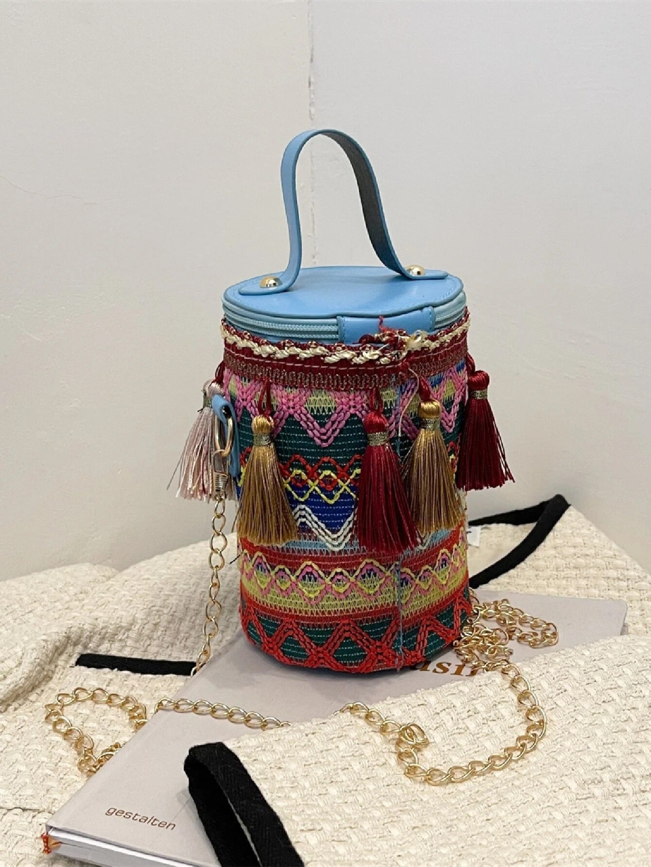 حقيبة مزينة بشراشيب شنط وحقائب شنط ازرق