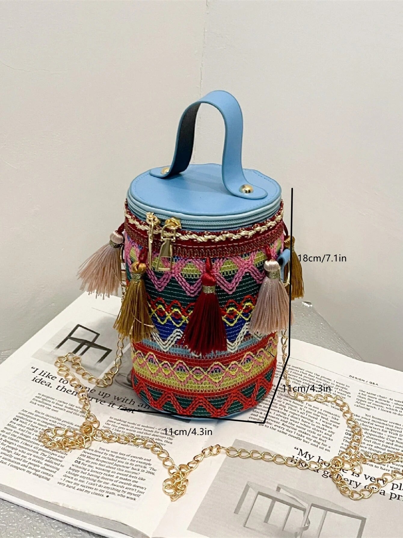 حقيبة مزينة بشراشيب شنط وحقائب شنط