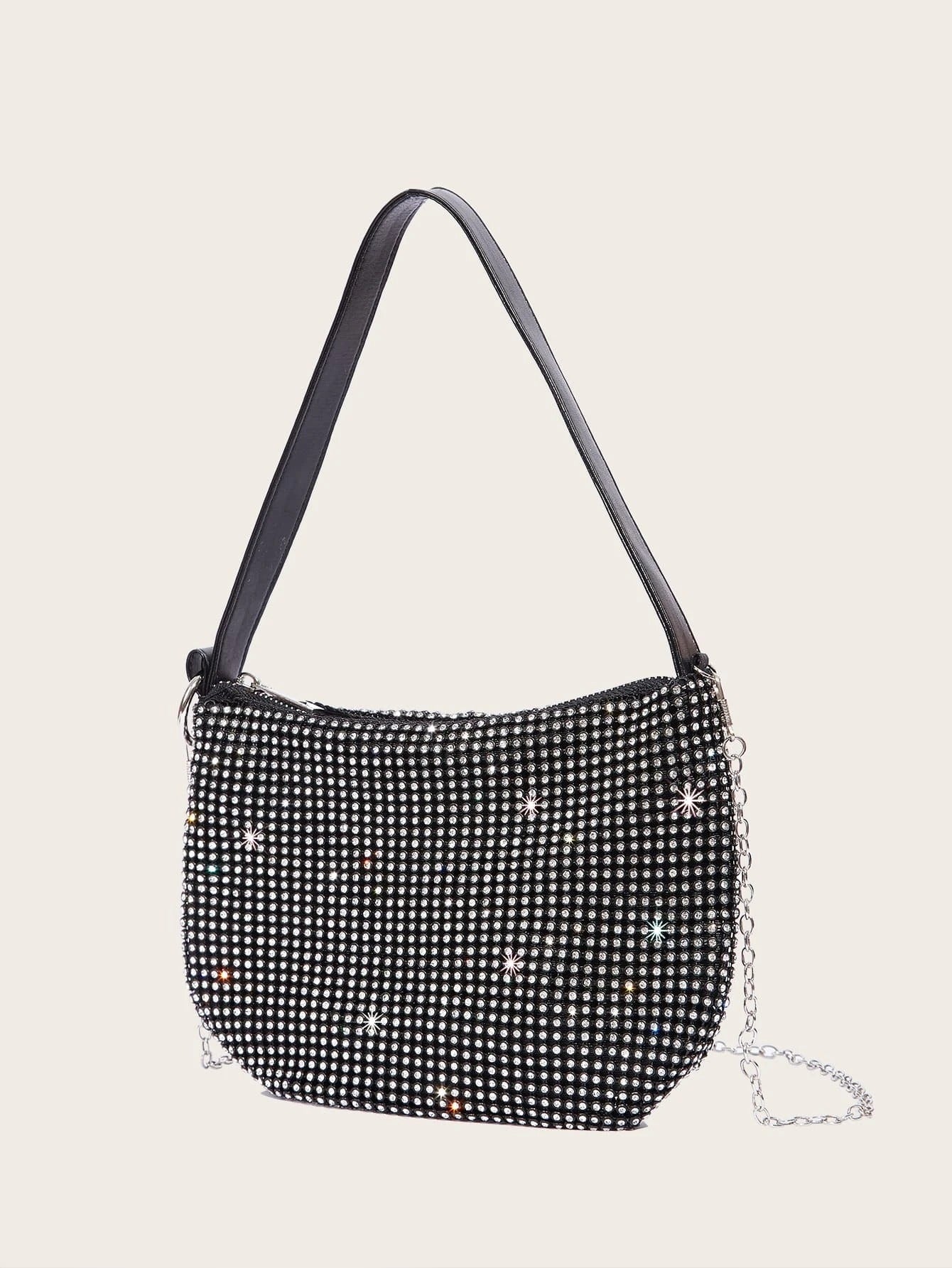 حقيبة كلاتش فضي واسود شنط وحقائب شنط