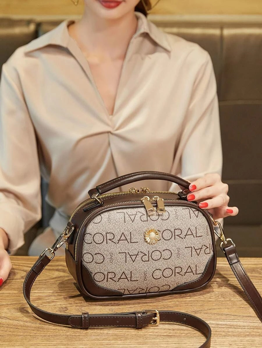 حقيبة مربعة بطباعة أحرف شنط وحقائب شنط