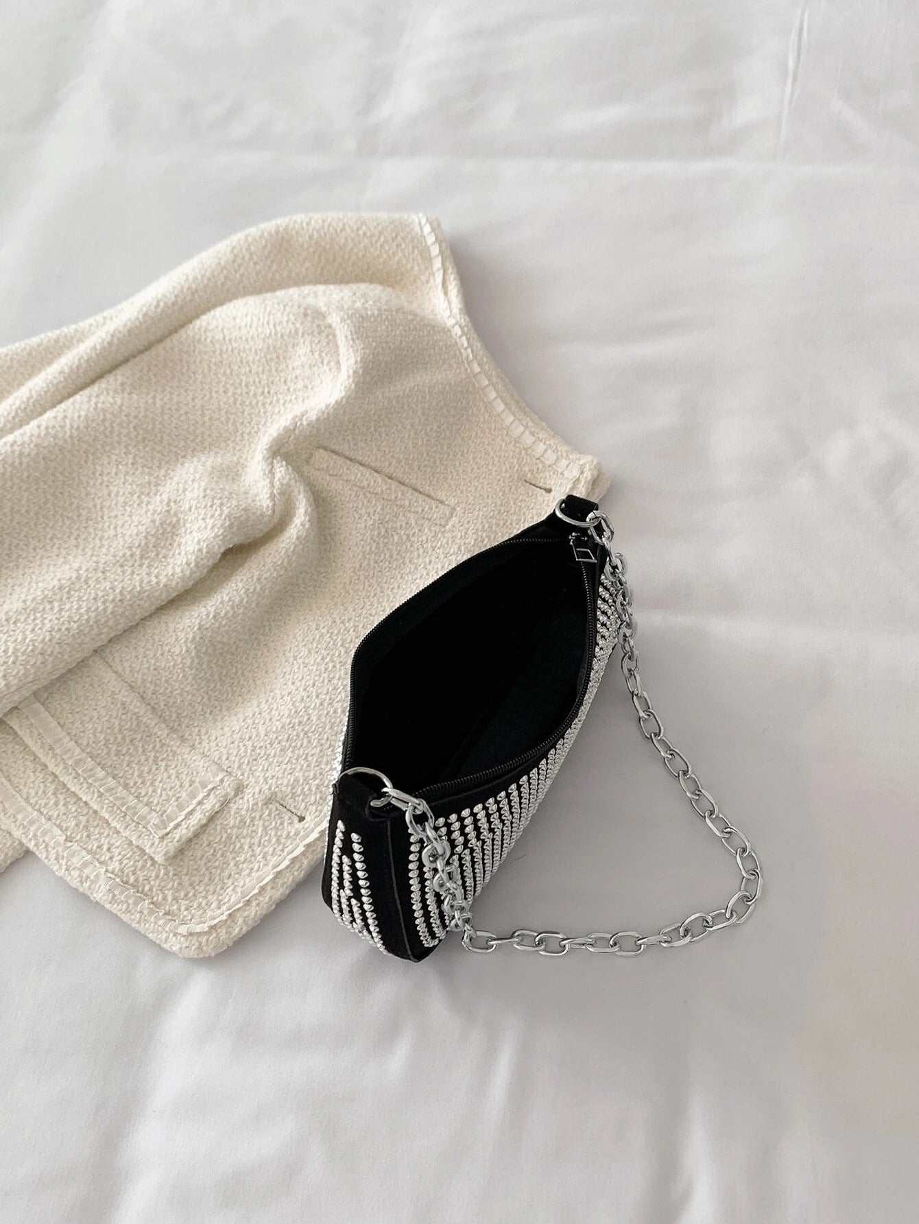 حقيبة مرصعه اسود شنط وحقائب شنط