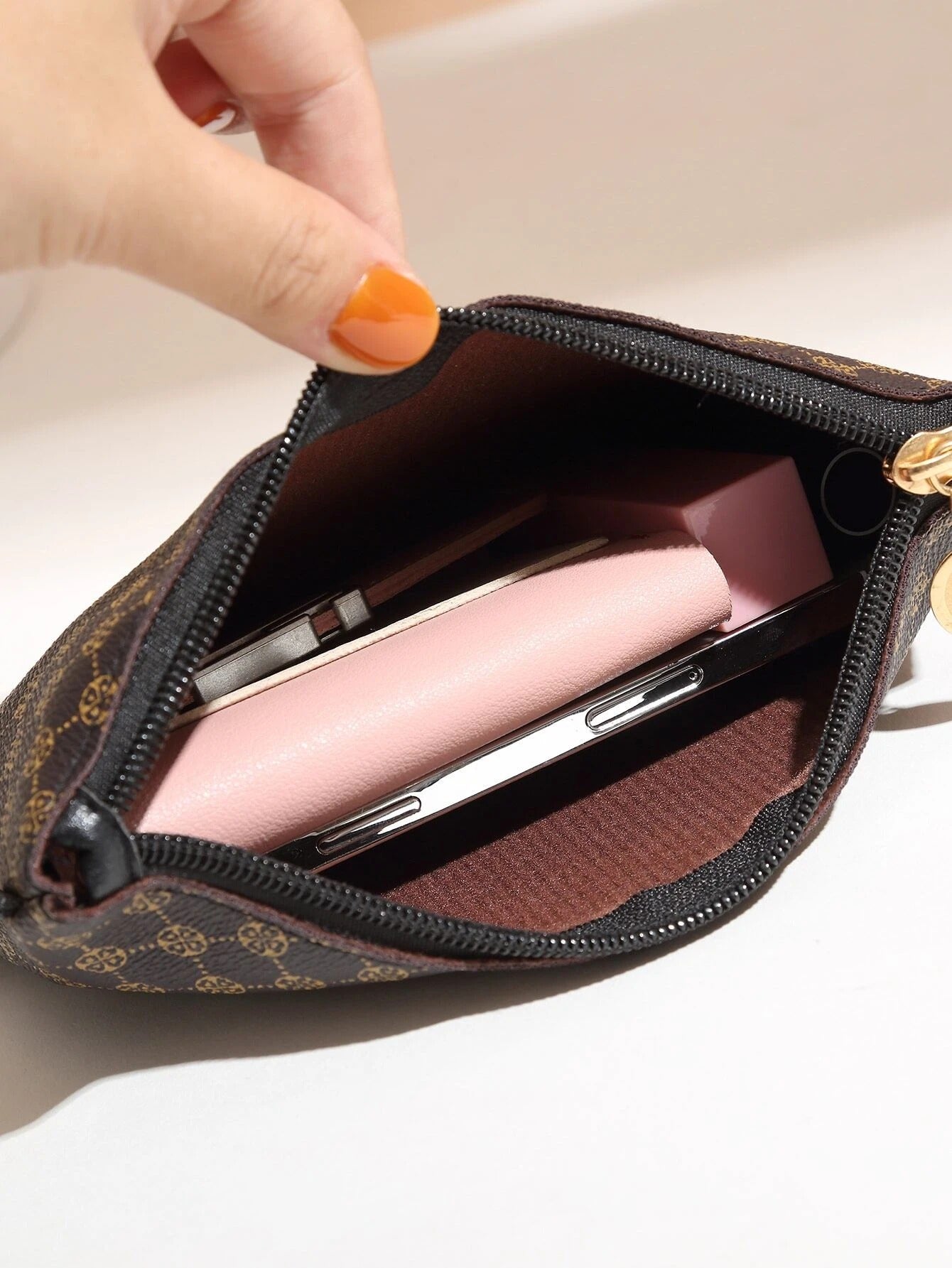 حقيبة كلاتش صغيره شنط وحقائب شنط