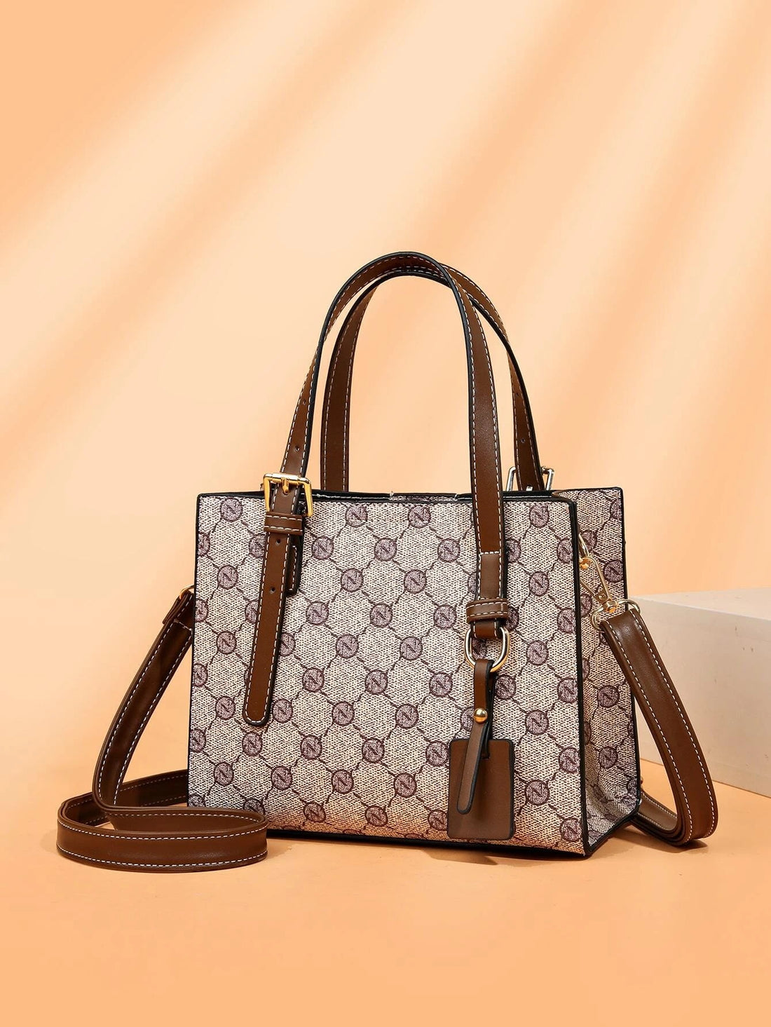 حقيبة يد بلون بيج انيقة شنط وحقائب شنط