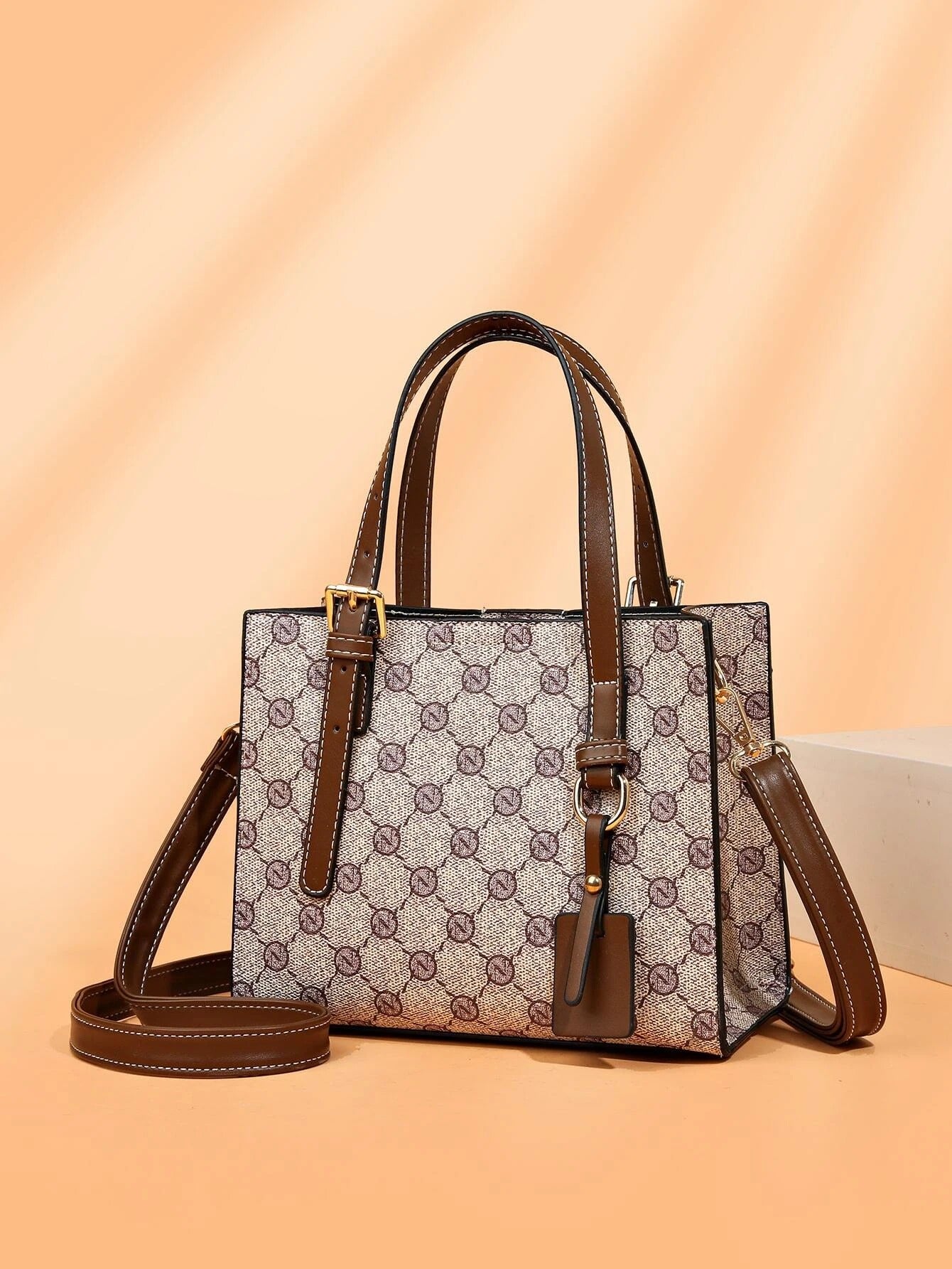 حقيبة يد بلون بيج انيقة شنط وحقائب شنط