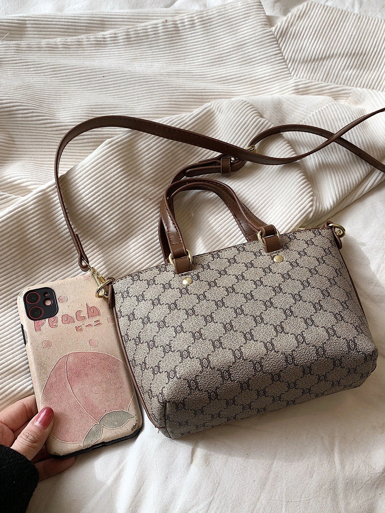 حقيبة يد هندسي بني شنط وحقائب شنط بيج