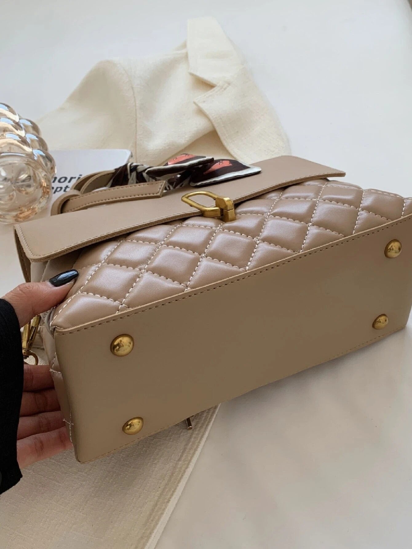 حقيبة مربعة نمط منقوش شنط وحقائب شنط