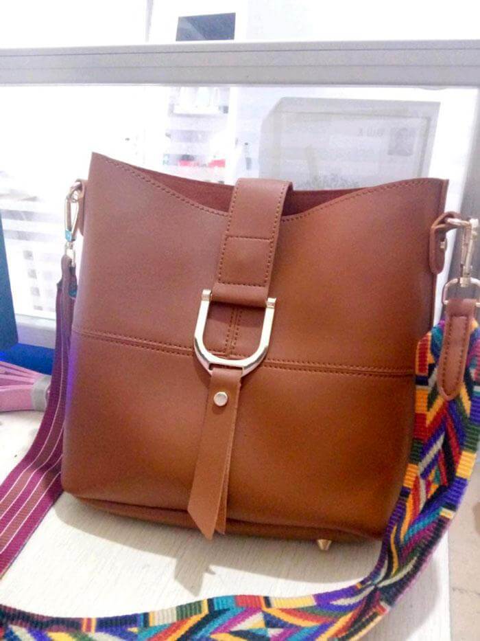 حقيبة كتف داخلها حقيبة صغيره شنط وحقائب متوفر 5 لون بني