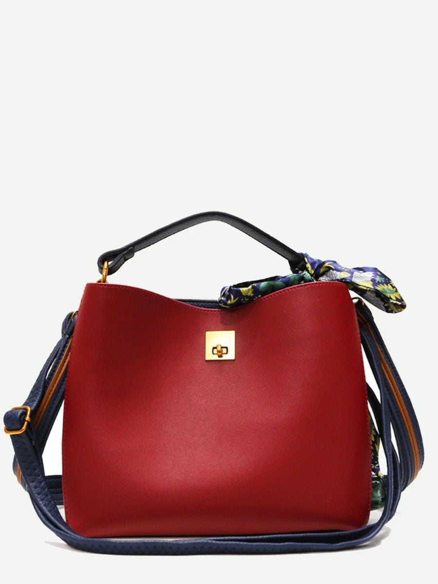 شنطه سوداء بربطه شنط وحقائب متوفر 5 لون عنابي