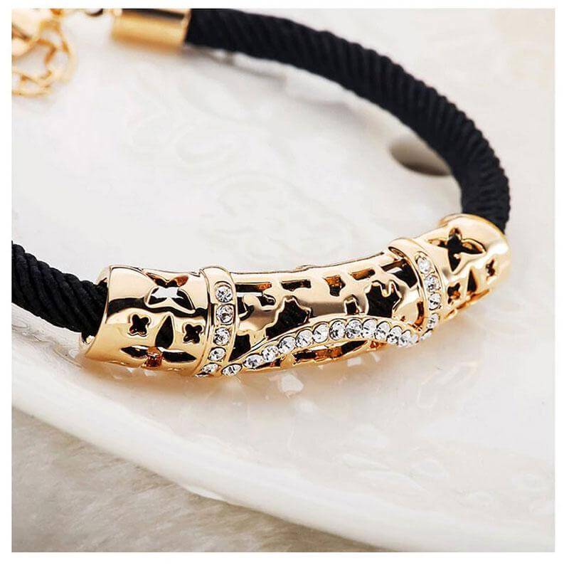 اسواره مزخرفه روب اسود اسواره متوفر 1 لون