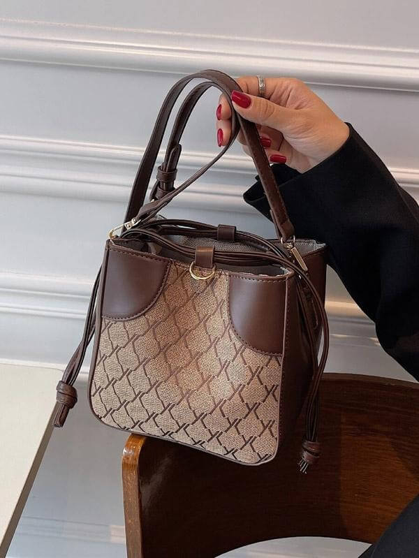 حقيبة كروسبودي بني شنط وحقائب شنط بني