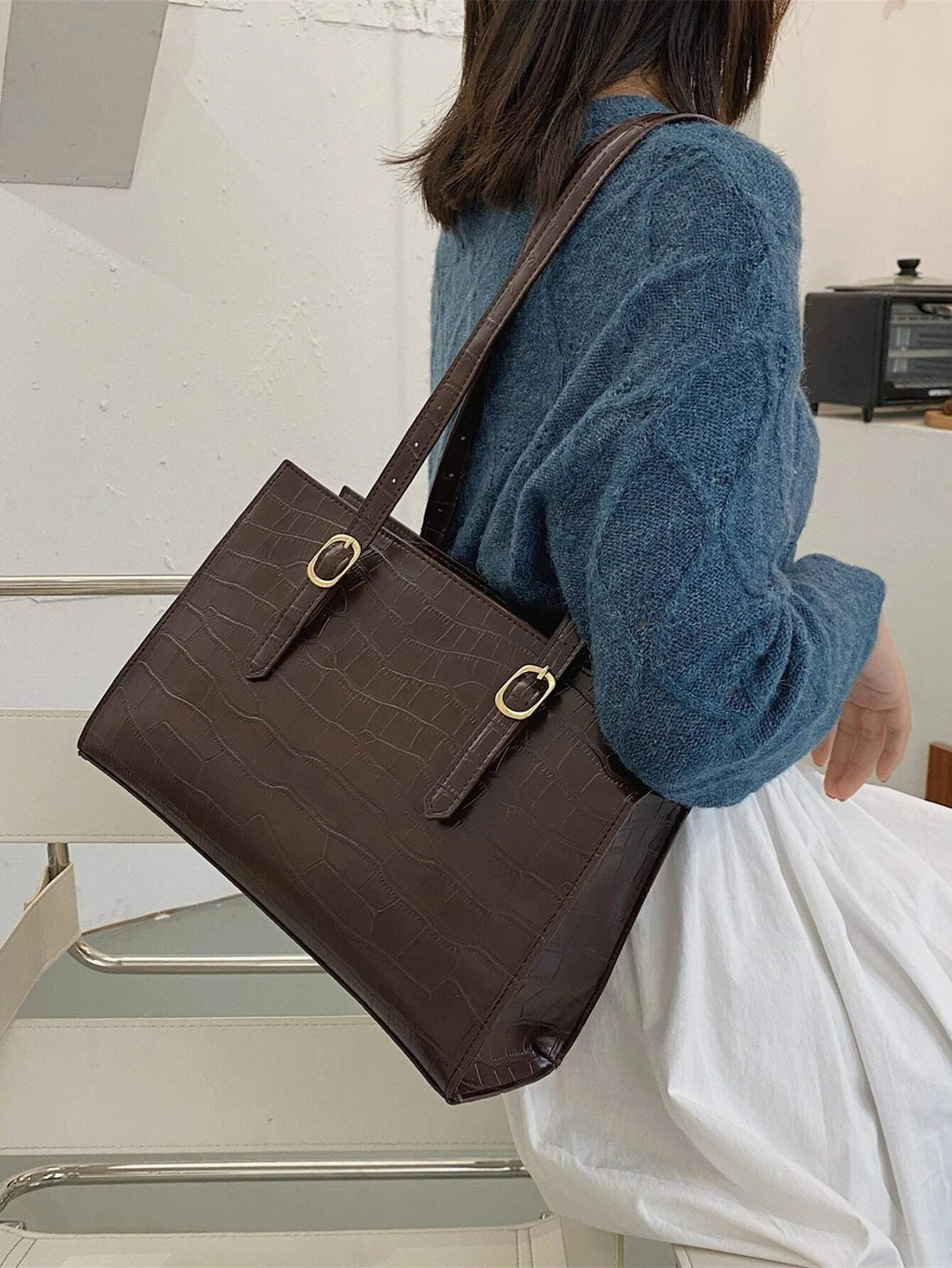 حقيبة كتف بني منقوش شنط وحقائب شنط بني