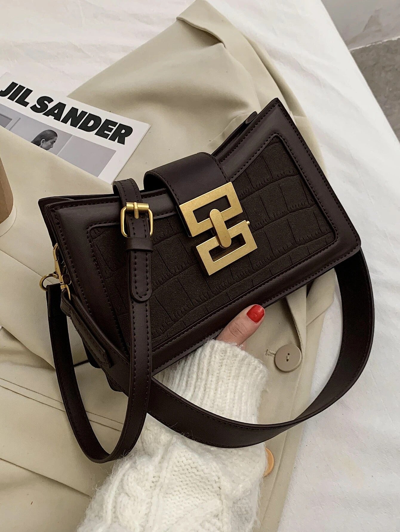 حقيبة باجيت جلد شنط وحقائب شنط بني