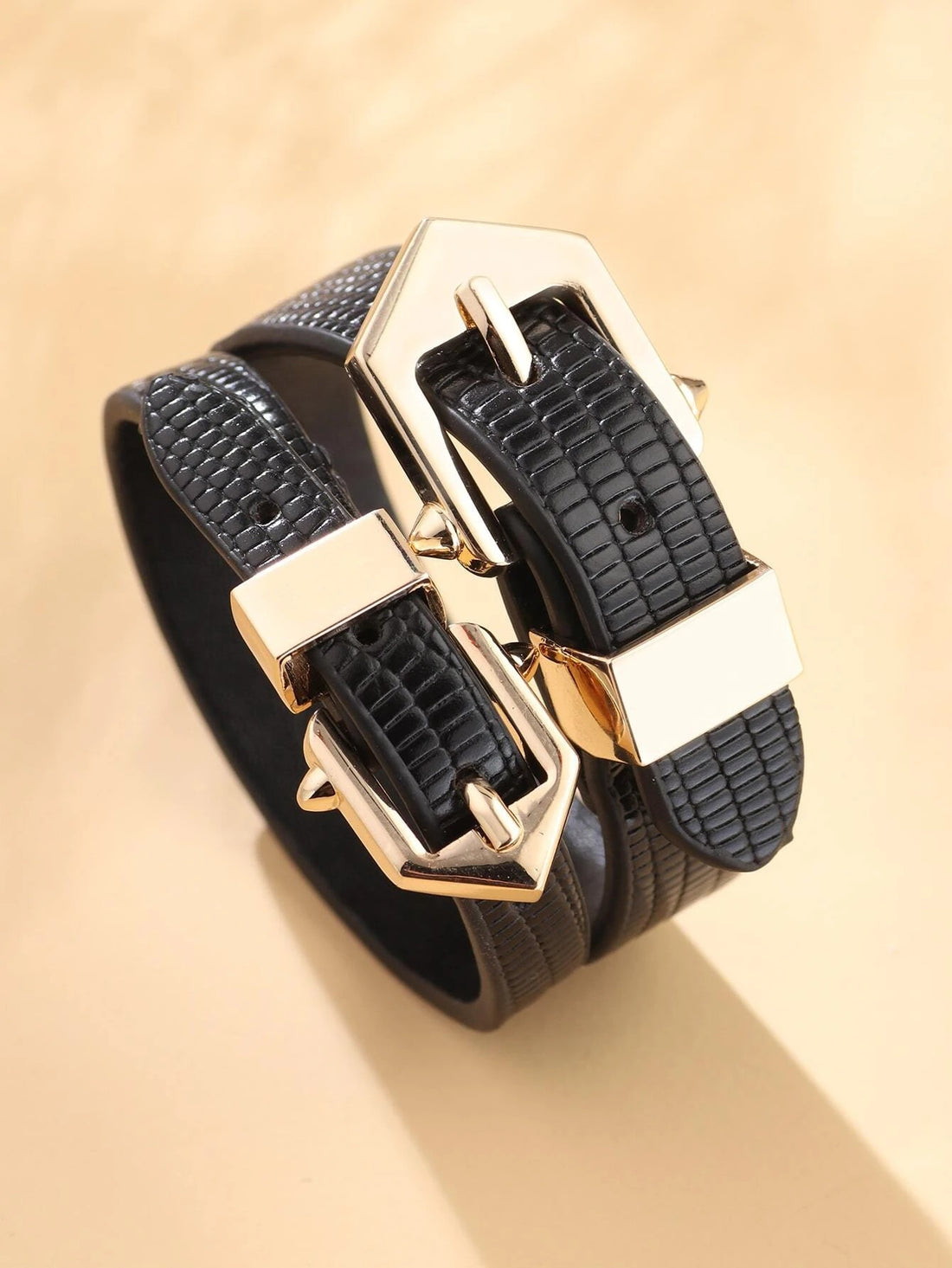 اسواره جلدية طبقتين اسود اسواره متوفر 1 لون اسود