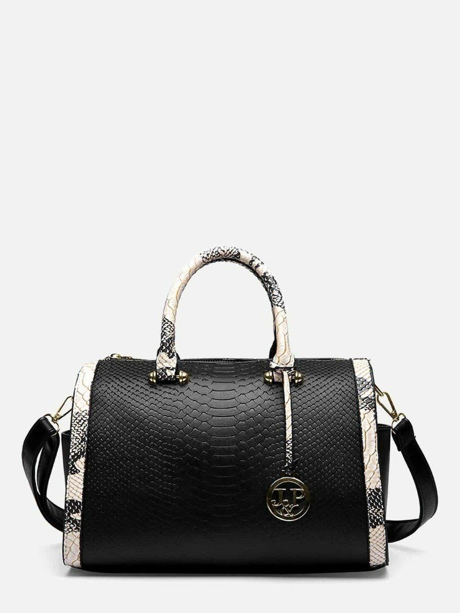 شنطة يد مزخرفة بجلد ثعبان شنط وحقائب شنط اسود