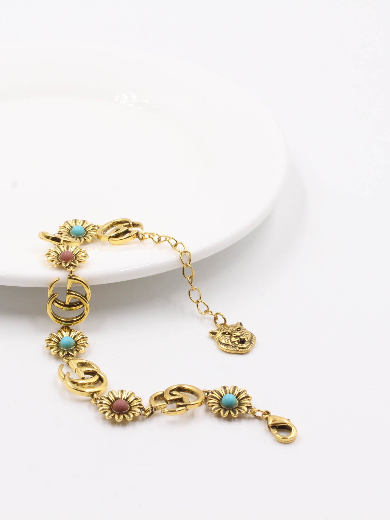 اسوارة قوتشي احجار ملونة اسواره gucci