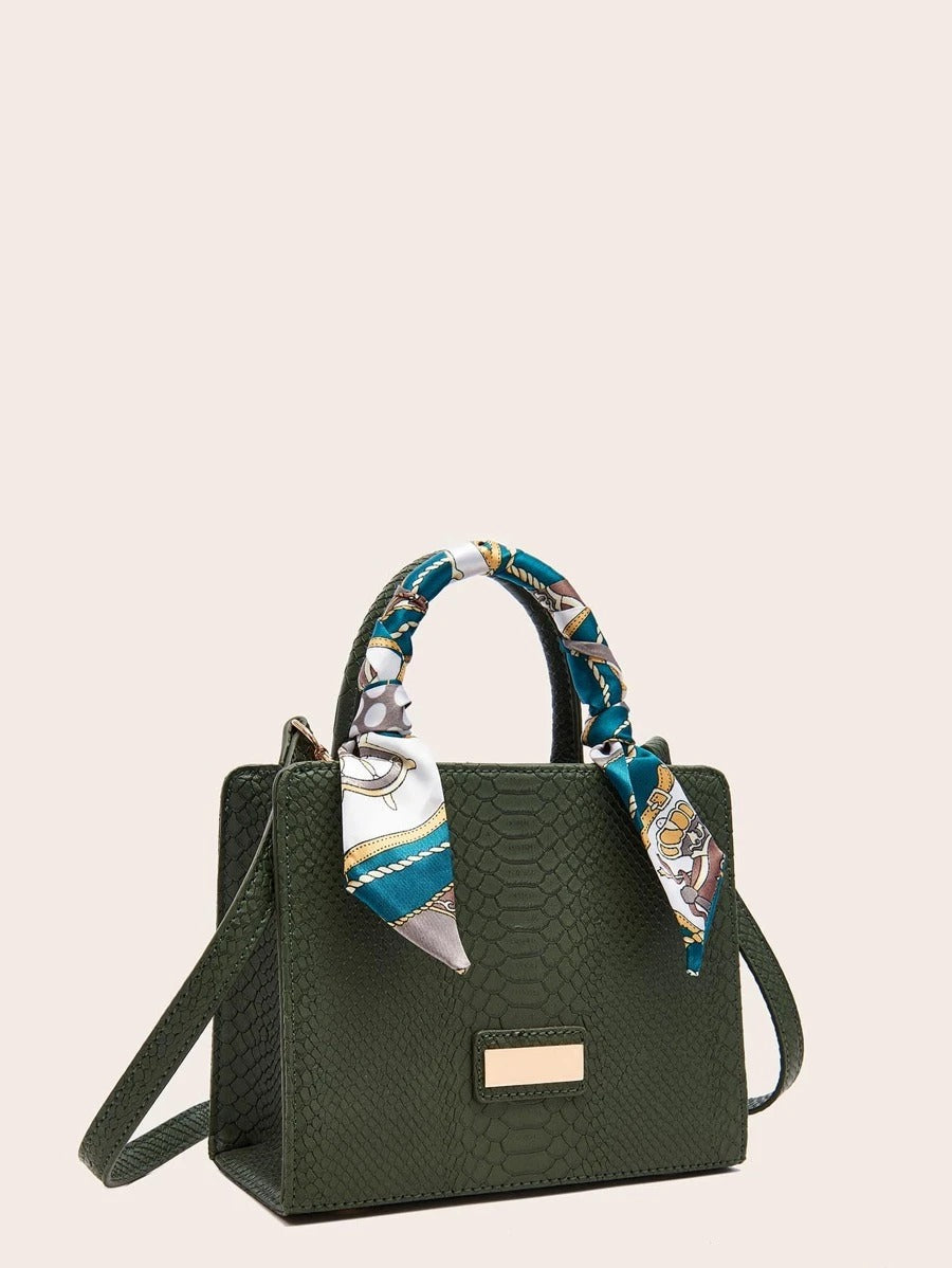 حقيبة كتف جلد بوشاح ملون شنط وحقائب شنط اخضر