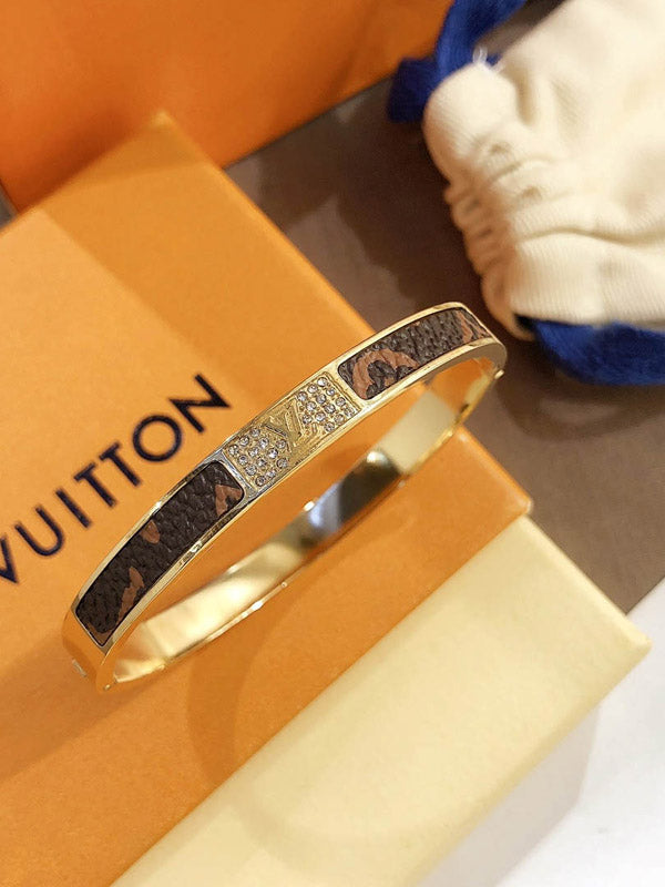اسوارة لويس فيتون زركون لوقو اسواره louis vuitton ذهبي