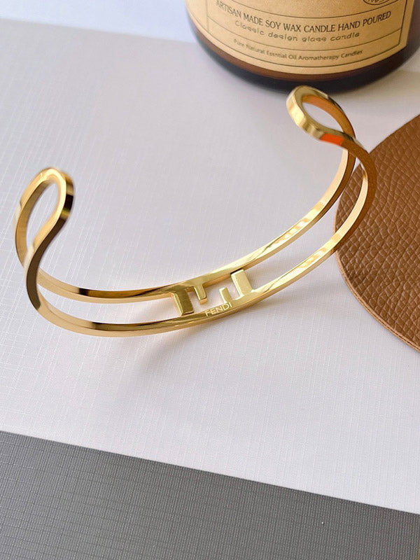 اسوارة فندي قولد لوقو اسواره fendi