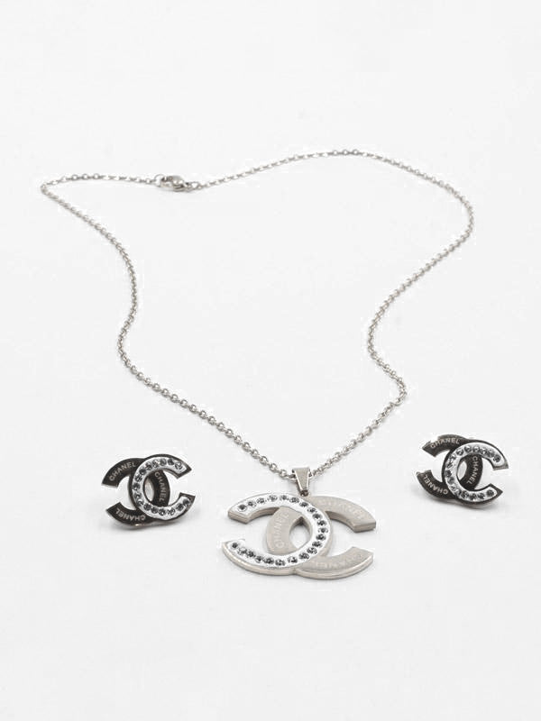 طقم شانيل كريستال اطقم chanel فضي