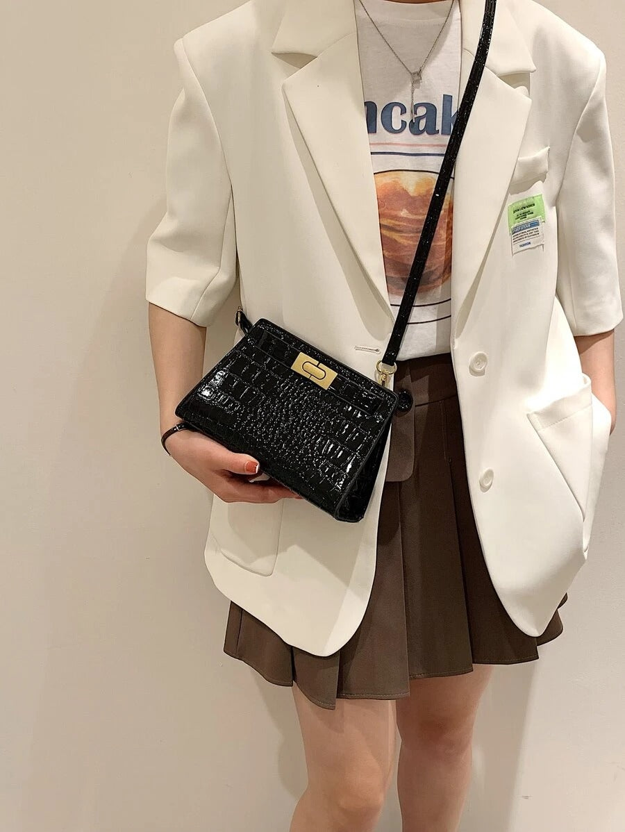 حقيبة مربعة ازرق شنط وحقائب شنط