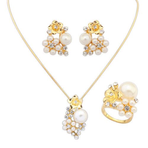 طقم سهره ملتي بيرل اطقم متوفر 1 لون ذهبي 7.5