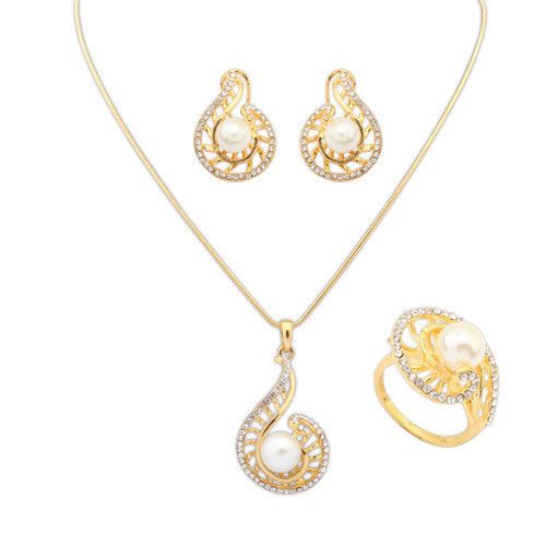 طقم سهره ناعم لولو اطقم متوفر 1 لون ذهبي 6.5