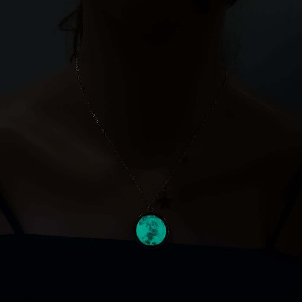 سلسال القمر المضيء كبير سلسال متوفر 2 لون