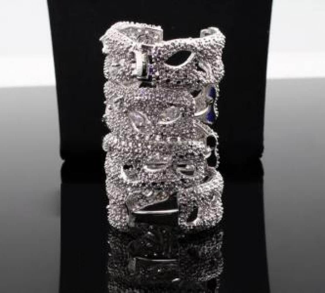 حلق زركون كيرف مايكرو بافد حلق متوفر 1 لون