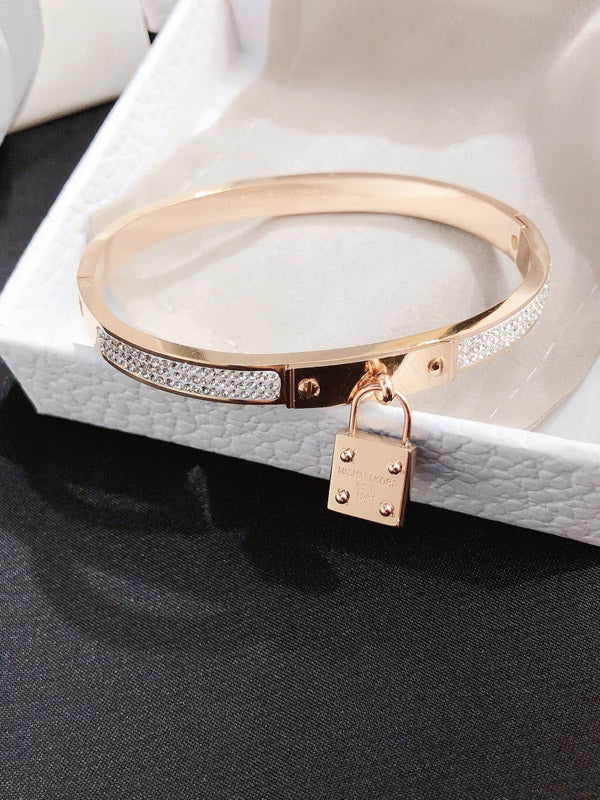 اسوارة مايكل كورس لوقو روز قولد اسواره Michael Kors