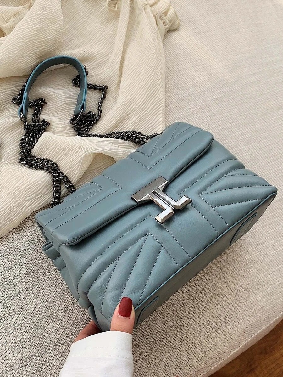 شنطة كتف بتفاصيل شنط وحقائب شنط بحري