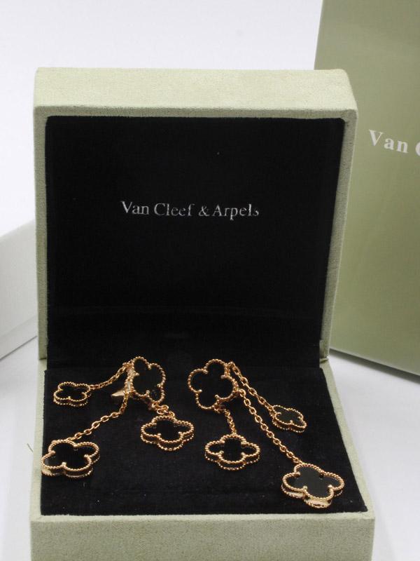 فان كليف حلق وردات صدف طبيعي حلق van cleef