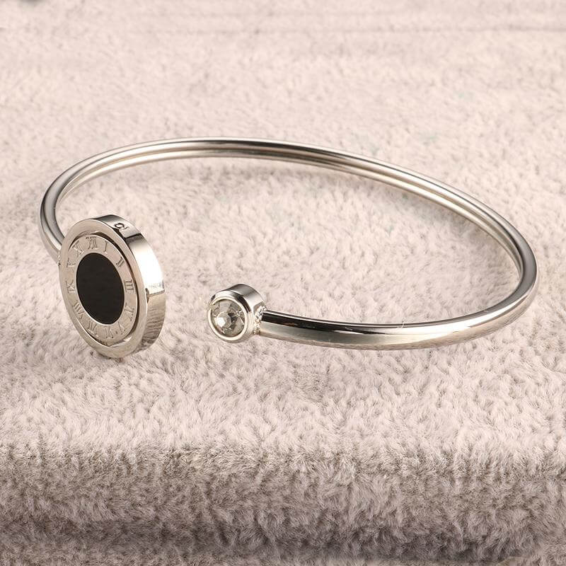 اسوارة بولقري مدوره متحركه اسواره متوفر 3 لون فضي