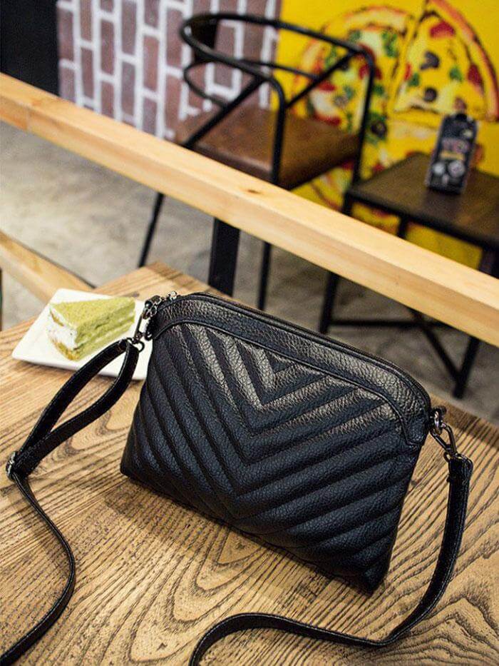 حقيبة يد مضلعة شنط وحقائب متوفر 4 لون اسود