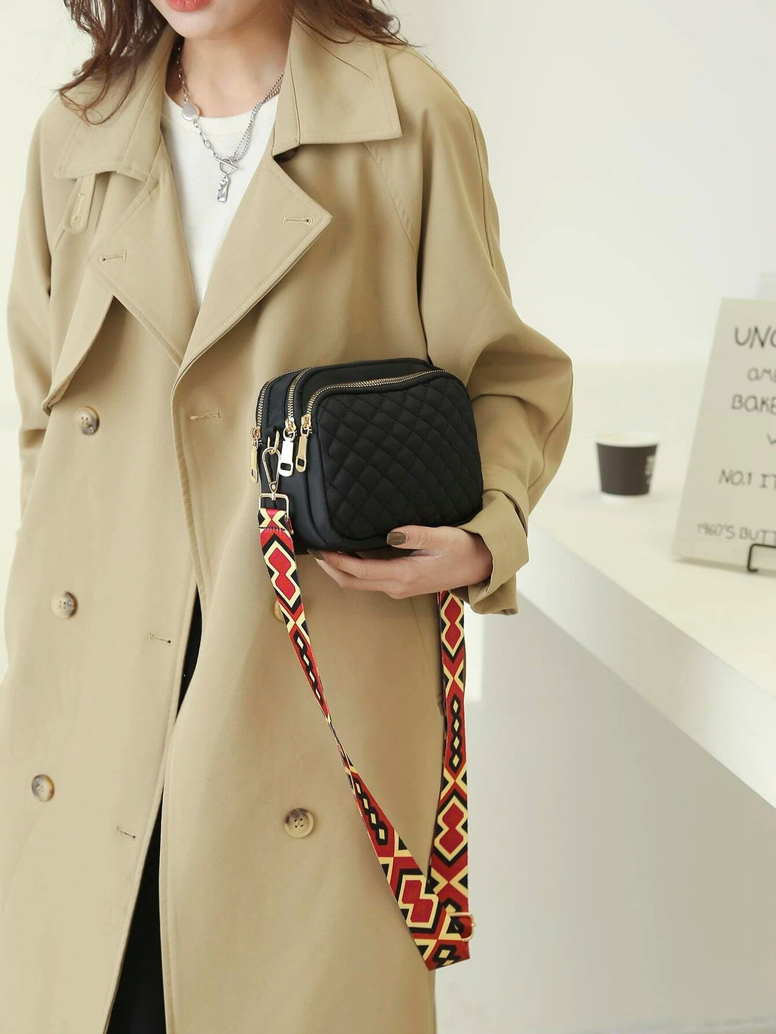 حقيبة مربعة مبطن اسود شنط وحقائب شنط