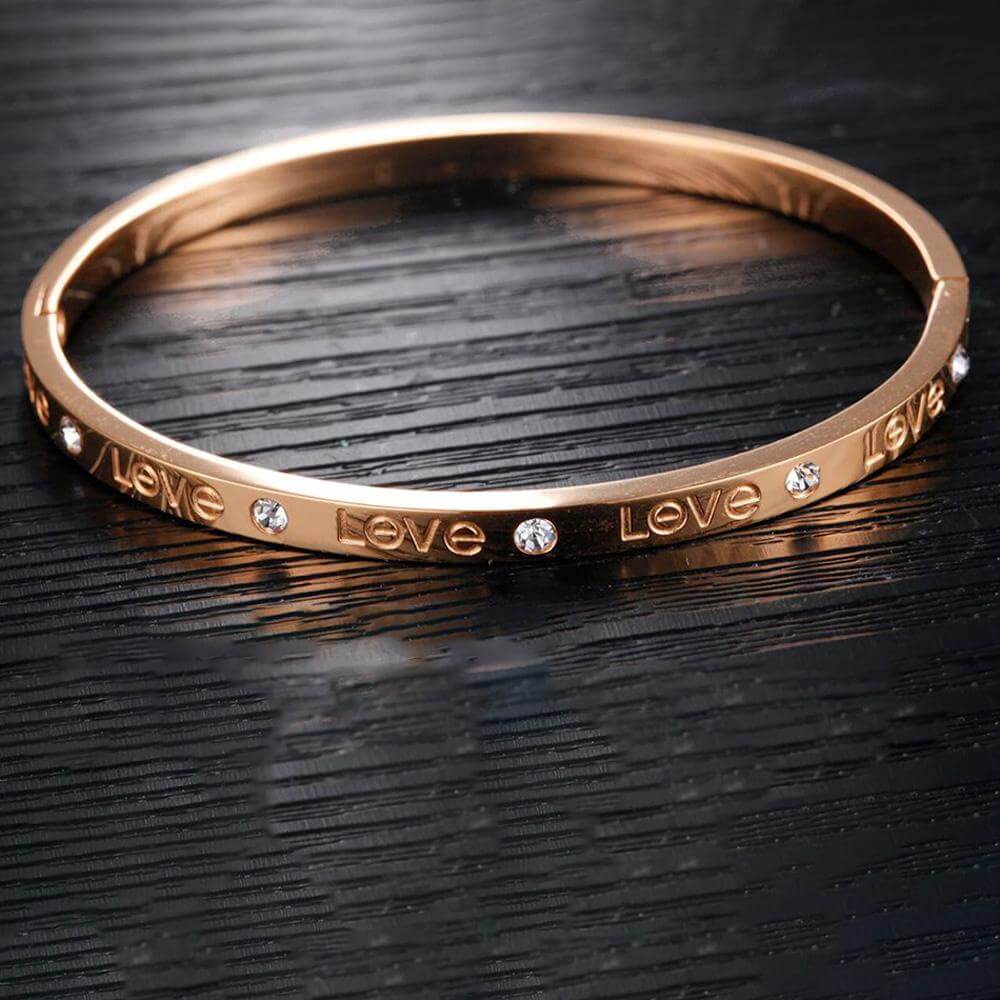 اسواره كارتير بانقل love اسواره متوفر 3 لون نحاسي