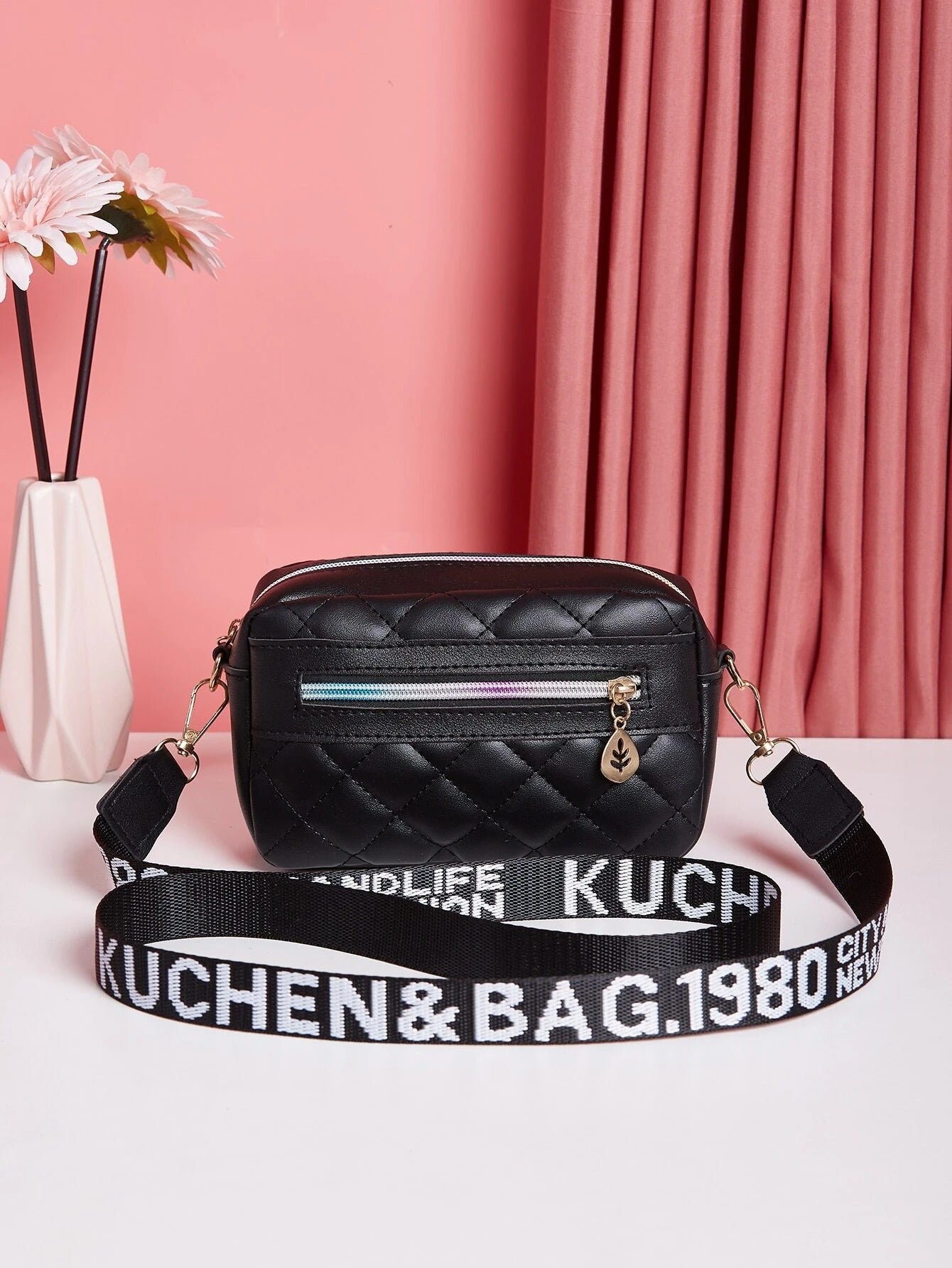 حقائب كروسبودي اسود صغيرة شنط وحقائب شنط