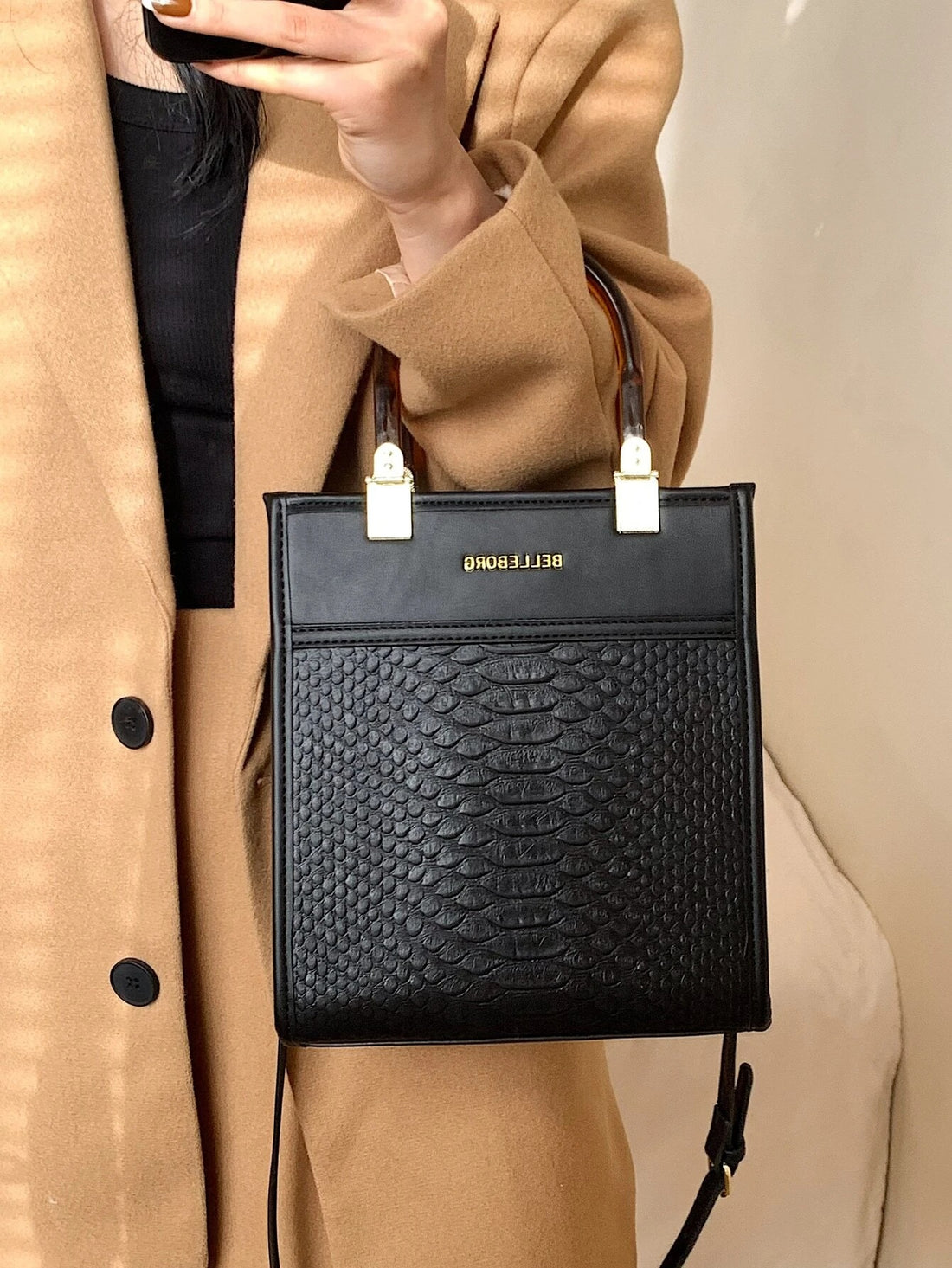 شنطة مربعة كبيرة اسود شنط وحقائب شنط