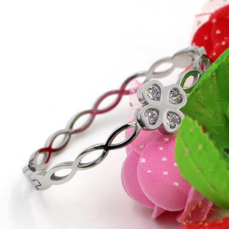 اسوارة فان كليف زركون بانقل اسواره van cleef فضي