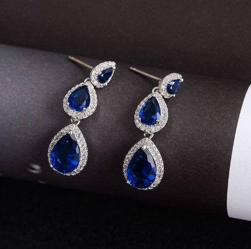 حلق زركون بشكل دمعه ناعم حلق متوفر 5 لون ازرق فضي