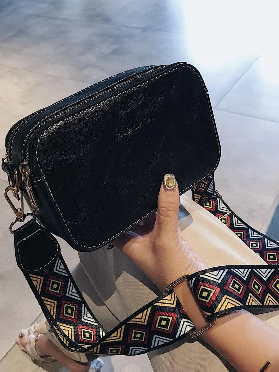 حقيبة مربعة صغيرة انيقة شنط وحقائب شنط