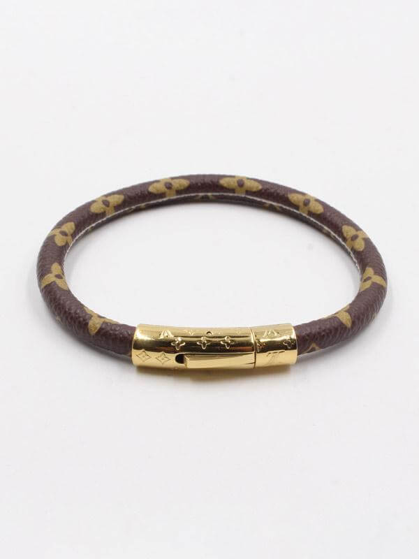 اسوارة ال في جلد بني اسواره louis vuitton