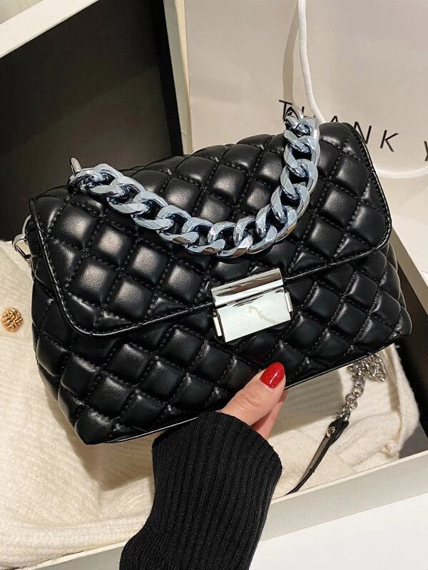 شنط كتف بخطوط مربعة بسلسلة شنط وحقائب شنط