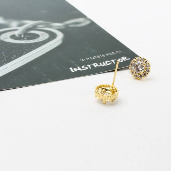 حلق زركون حجم صغير مدور حلق متوفر 1 لون