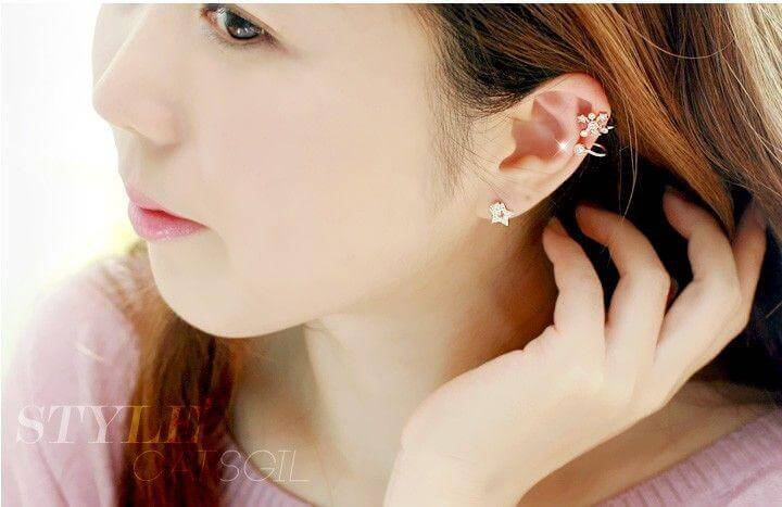 حلق ورده فرده واحده حلق متوفر 2 لون فضي