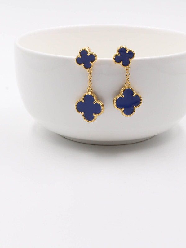 فان كليف حلق وردتين صدف طبيعي حلق van cleef ازرق