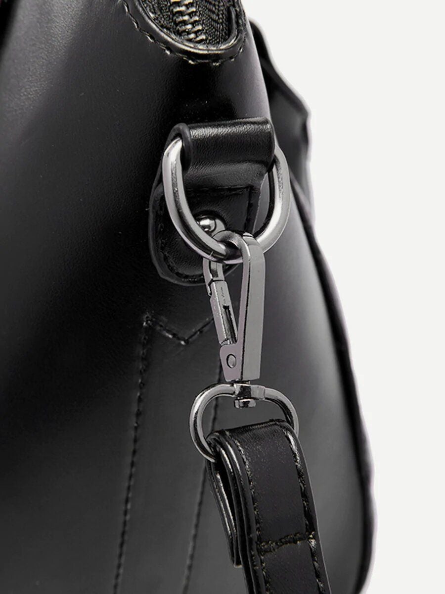 شنطه بخطوط مربعه مع بوك شنط وحقائب متوفر 1 لون