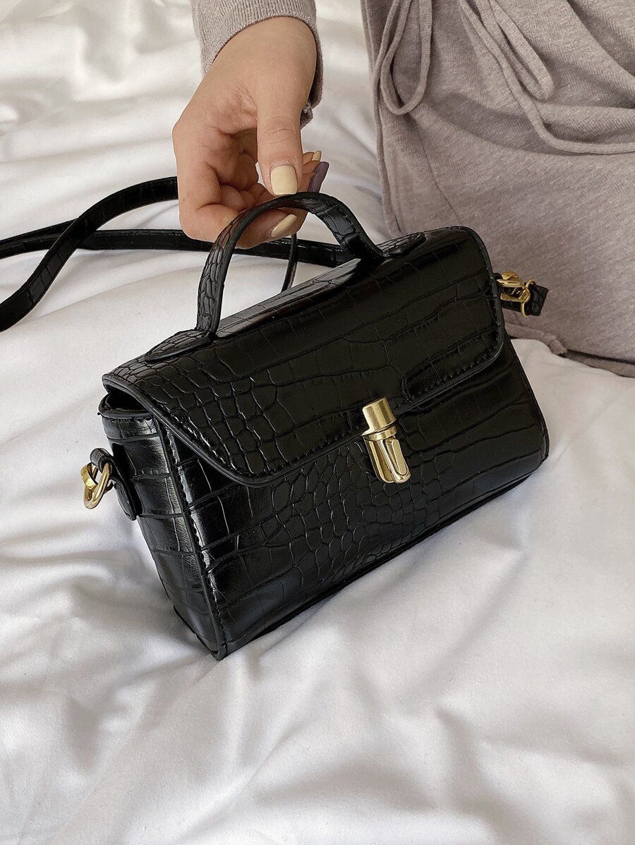 شنطة كتف بقفل مشبك ذهبي شنط وحقائب شنط