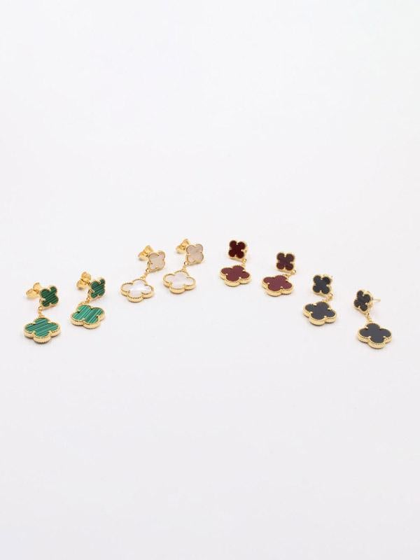 فان كليف حلق وردتين صدف طبيعي حلق van cleef